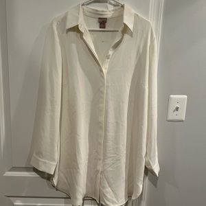 NWOT Chicos White Button Down/